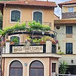Ellera Con Parcheggio Privato Apartman