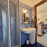 Ellera Con Parcheggio Privato Apartment Stella
