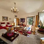 Ellera Con Parcheggio Privato Apartment Stella
