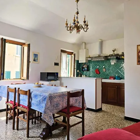 Ellera Con Parcheggio Privato Stella