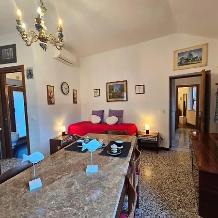 Ellera Con Parcheggio Privato Apartment Stella