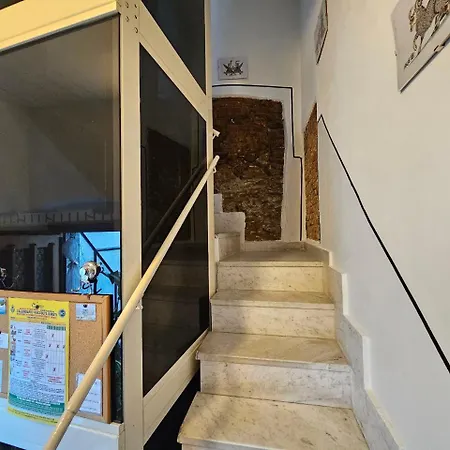 Ellera Con Parcheggio Privato Apartment
