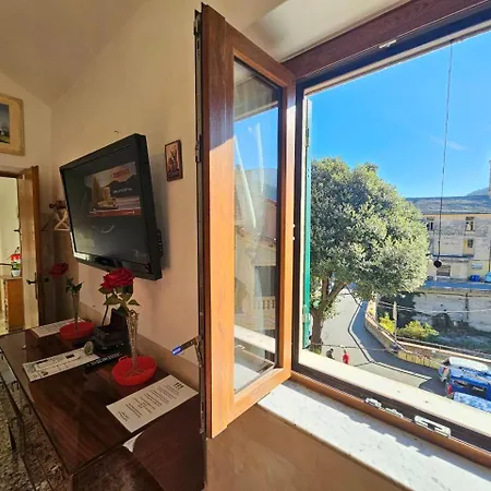 Apartment Ellera Con Parcheggio Privato