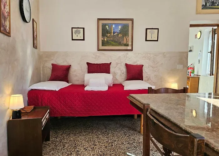 Ellera Con Parcheggio Privato Appartement *