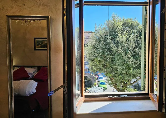Ellera Con Parcheggio Privato
